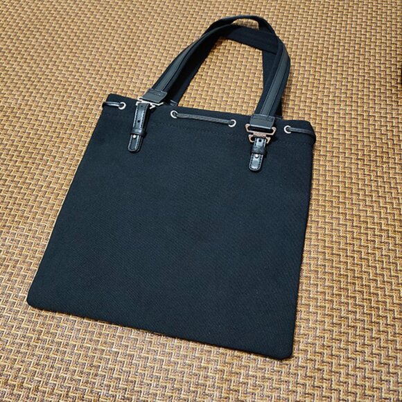 Yves Saint Laurent Blcak Bag - Picture 4 of 8